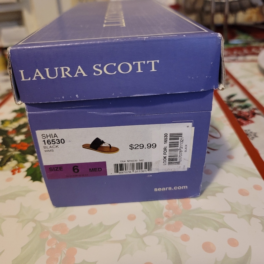 SANDALS - Picture 8 of 8